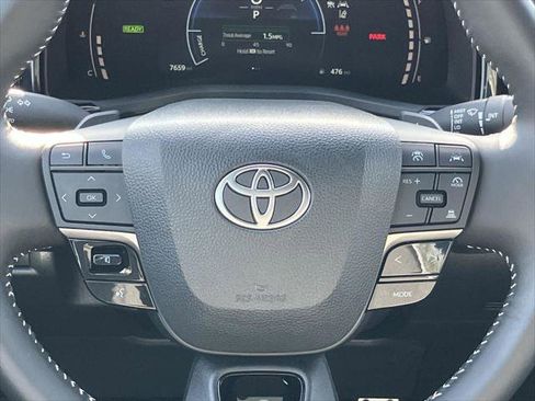 Certified 2025 Toyota Camry SE image 18