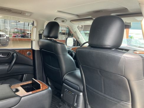Used 2019 INFINITI QX80 Luxe RWD image 24