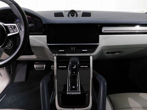 Used 2021 Porsche Cayenne GTS image 49