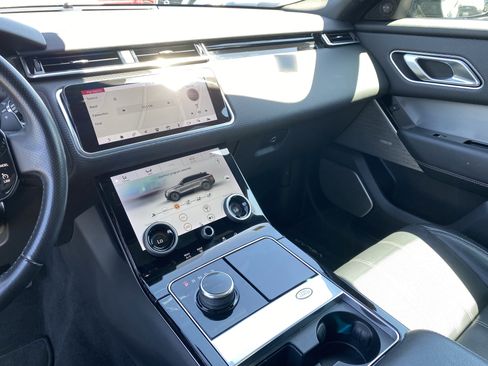 Used 2020 Land Rover Range Rover Velar S AWD/4WD image 11