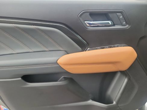 New 2026 GMC Canyon AT4 image 10