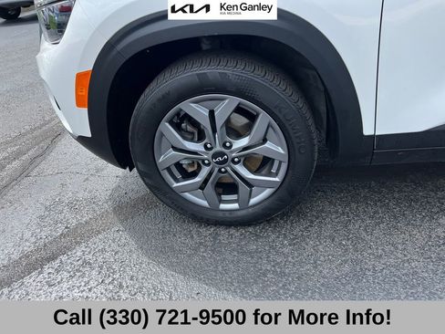 Certified 2024 Kia Seltos S AWD/4WD image 17