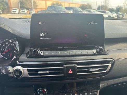 Used 2021 Kia Seltos SX image 10