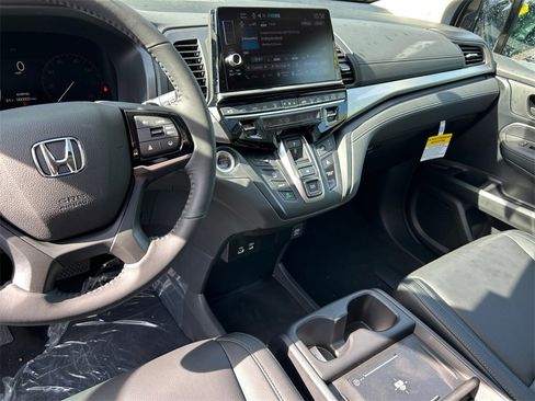 New 2026 Honda Odyssey EX-L image 11
