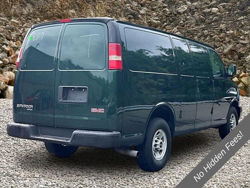 Used 2014 GMC Savana 3500 RWD image 2