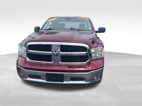 Used 2024 RAM 1500 Classic SLT AWD/4WD image 5