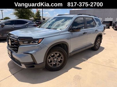 Used 2025 Honda Pilot TrailSport
