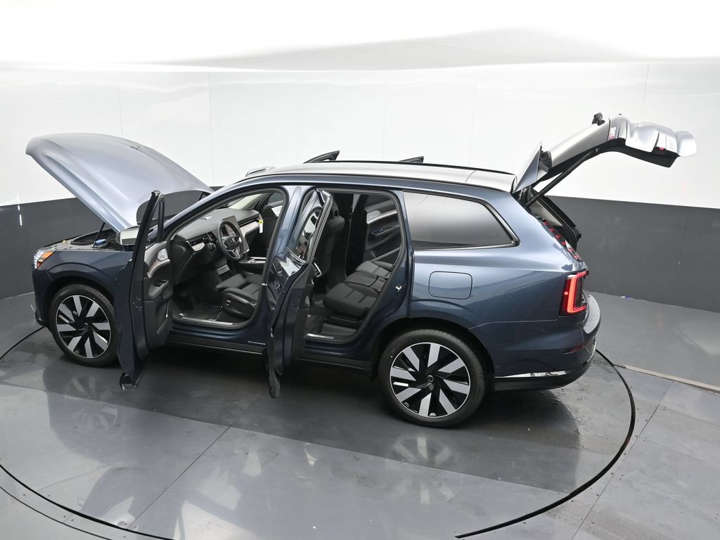 Used 2025 Volvo EX90 Ultra AWD/4WD image 50