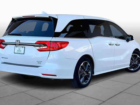 Used 2023 Honda Odyssey Elite image 13