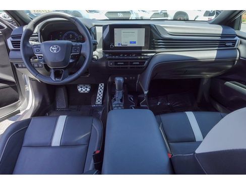 Used 2025 Toyota Camry SE w/ Convenience Package FWD image 24