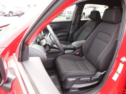 Used 2024 Honda HR-V Sport image 8