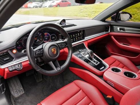 Used 2023 Porsche Panamera 4 Platinum Edition AWD/4WD image 23