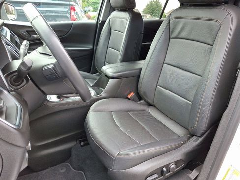 Used 2019 Chevrolet Equinox Premier image 12