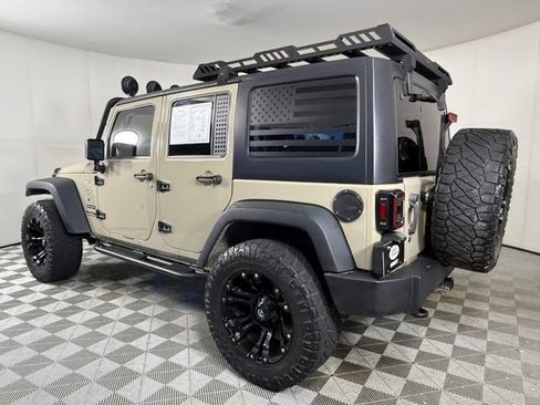 Used 2018 Jeep Wrangler Unlimited Sport S AWD/4WD image 4