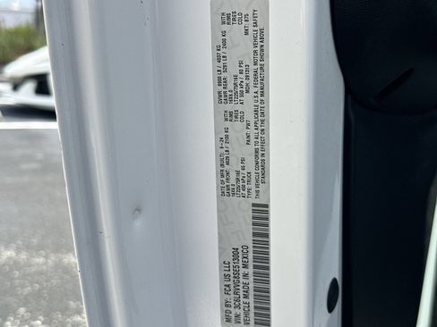 Used 2025 RAM ProMaster 2500 w/ Convenience Group FWD image 36