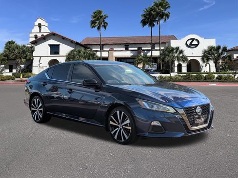 Used 2019 Nissan Altima 2.5 SR AWD/4WD image 1