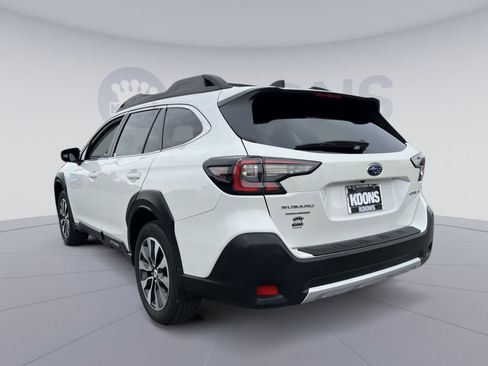Used 2024 Subaru Outback Limited image 4