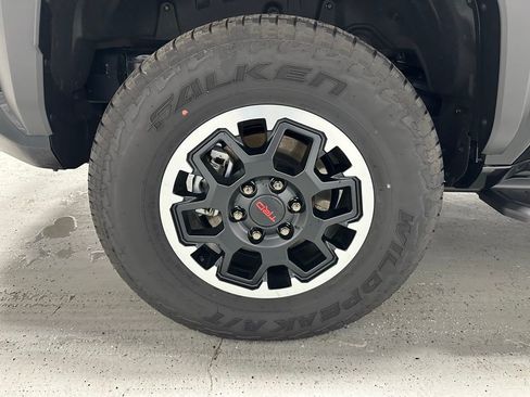 Used 2025 Toyota 4Runner TRD Off-Road image 64