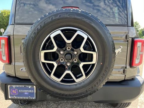 Used 2025 Ford Bronco Outer Banks AWD/4WD image 15