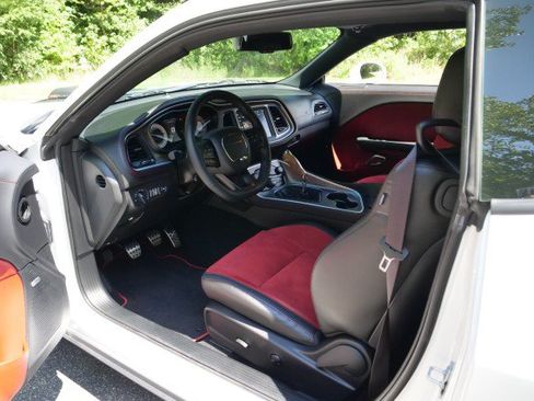 Used 2022 Dodge Challenger R/T Scat Pack RWD image 22