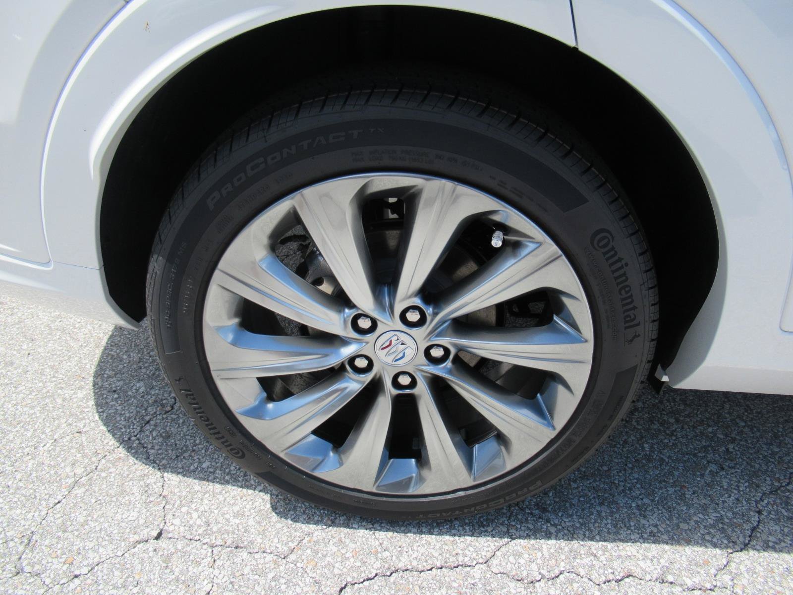 New 2026 Buick Envista Sport Touring FWD image 8
