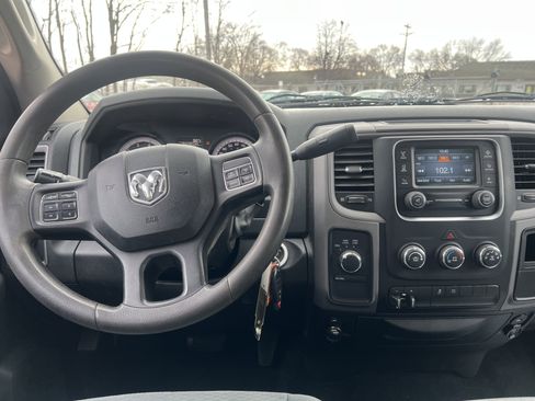 Used 2014 RAM 1500 Express image 13