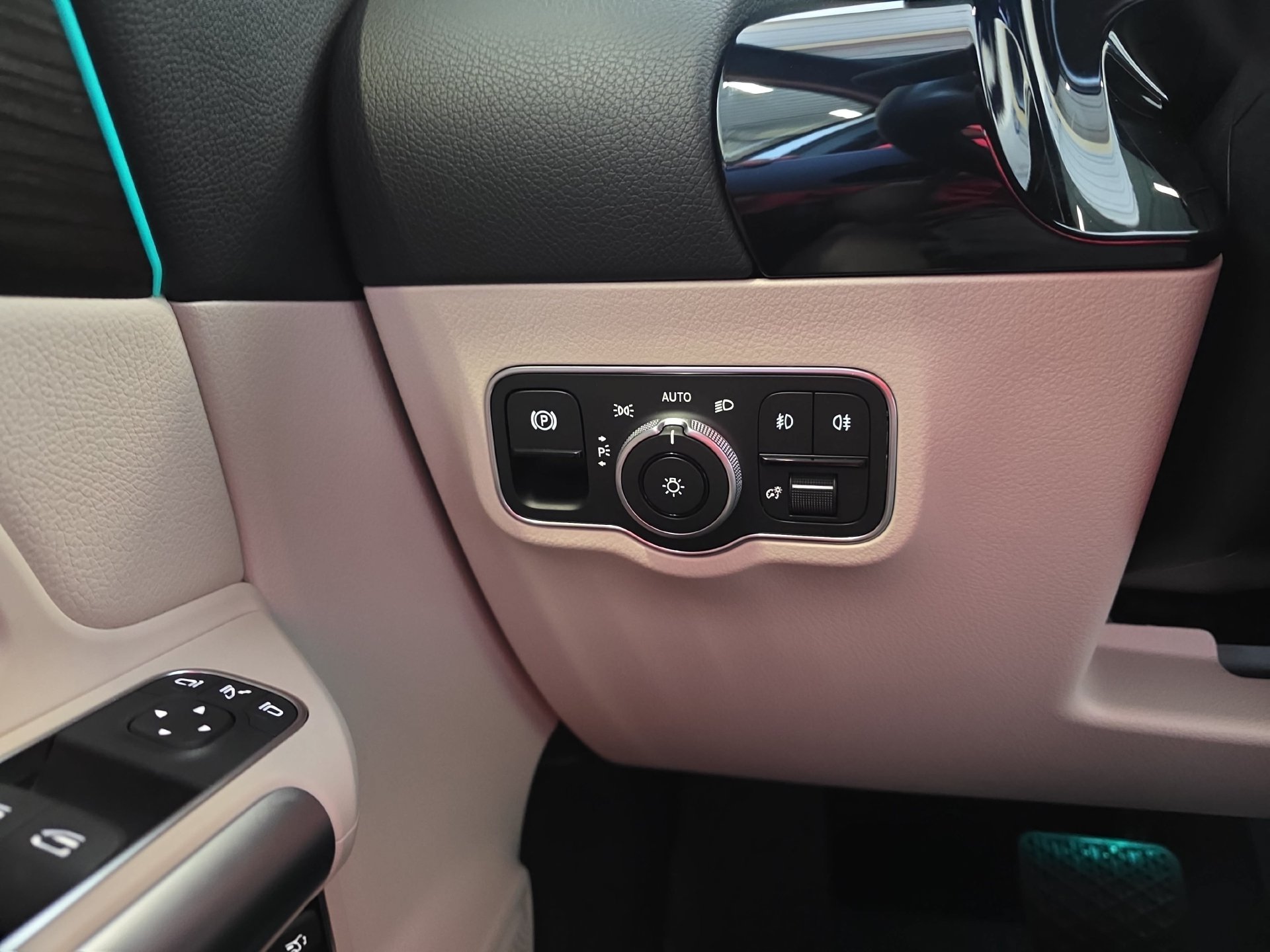 Certified 2026 Mercedes-Benz GLA 250 image 21