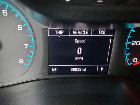 Used 2022 Chevrolet Colorado LT w/ Fleet Safety Package image 31