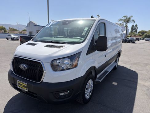 Used 2025 Ford Transit 250 Low Roof w/ Exterior Upgrade Package RWD image 4