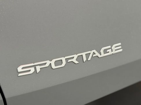 Used 2023 Kia Sportage X-Line w/ X-Line Premium Package image 8