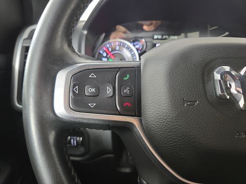 Used 2019 RAM 1500 Big Horn AWD/4WD image 14