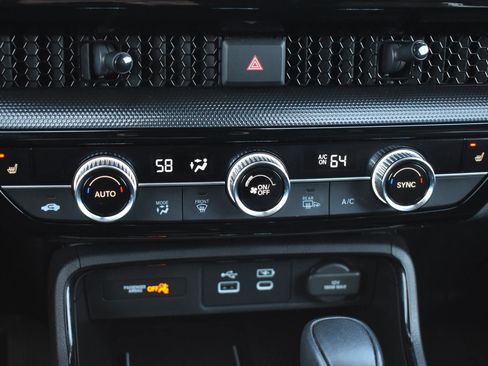 Used 2025 Honda CR-V Sport Touring image 10