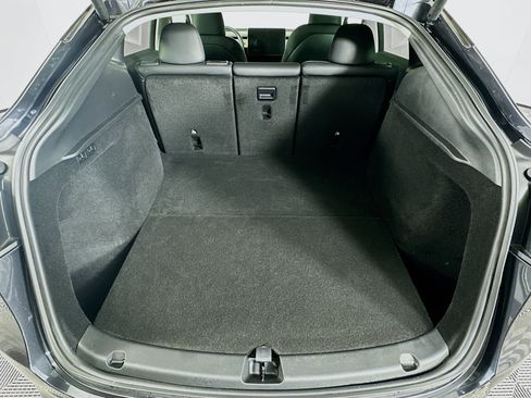 Used 2024 Tesla Model Y Performance image 27