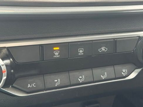 Used 2024 Nissan Altima 2.5 SV image 38