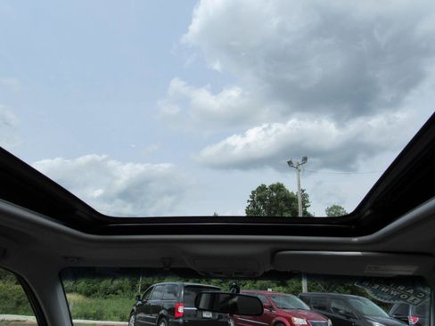 Used 2013 Subaru Forester 2.5X Limited AWD/4WD image 10