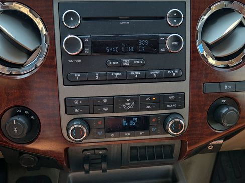 Used 2012 Ford F350 King Ranch w/ King Ranch w/Chrome Pkg AWD/4WD image 21