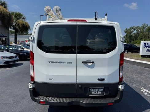 Used 2017 Ford Transit 250 130 Low Roof RWD image 7