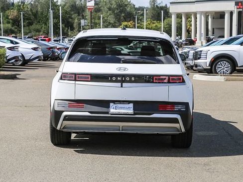 New 2026 Hyundai Ioniq 5 SEL RWD image 4