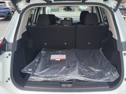 Used 2026 Nissan Rogue SV FWD image 4