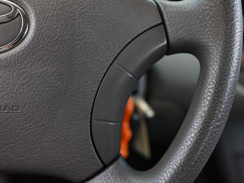 Used 2005 Toyota Camry SE image 26