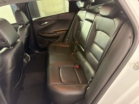 Used 2017 Chevrolet Malibu Premier w/ Premier Sun and Wheel Package FWD image 21