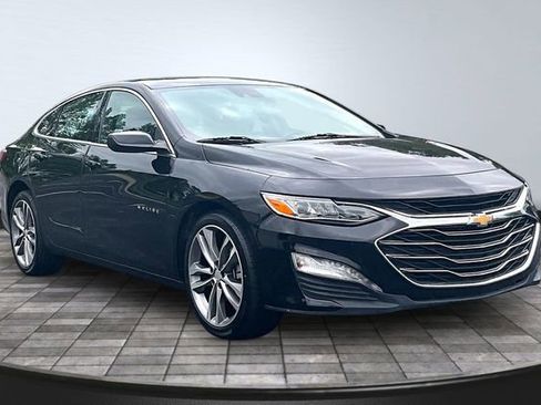Used 2024 Chevrolet Malibu LT FWD image 3