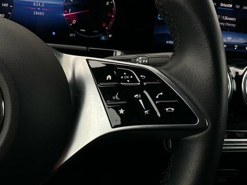 Used 2025 Mercedes-Benz GLA 250 image 38