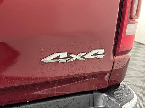 Used 2019 RAM 1500 Laramie AWD/4WD image 15