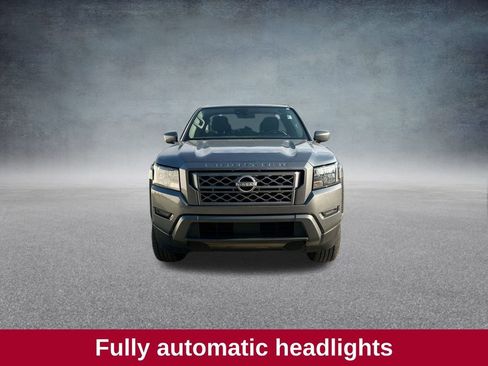Used 2024 Nissan Frontier SV image 10