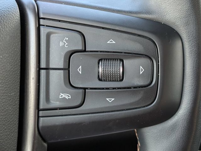 Used 2024 GMC Sierra 2500 AT4 w/ AT4 Preferred Package AWD/4WD image 25