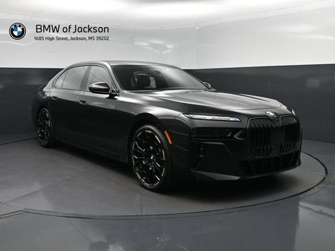 New 2026 BMW 760i xDrive w/ Executive Package AWD/4WD image 9