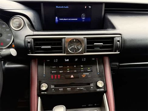 Used 2018 Lexus IS 300 image 36