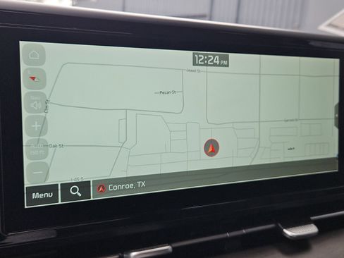 Used 2024 Kia Carnival EX image 25