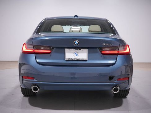 Used 2026 BMW 330i Sedan w/ Driving Assistance Package RWD image 5